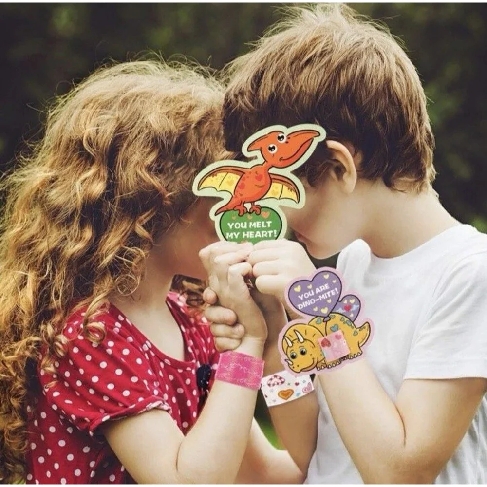 Valentine's Day Dinosaur Card Set 36 Cards w/ 36 Slap Bracelets